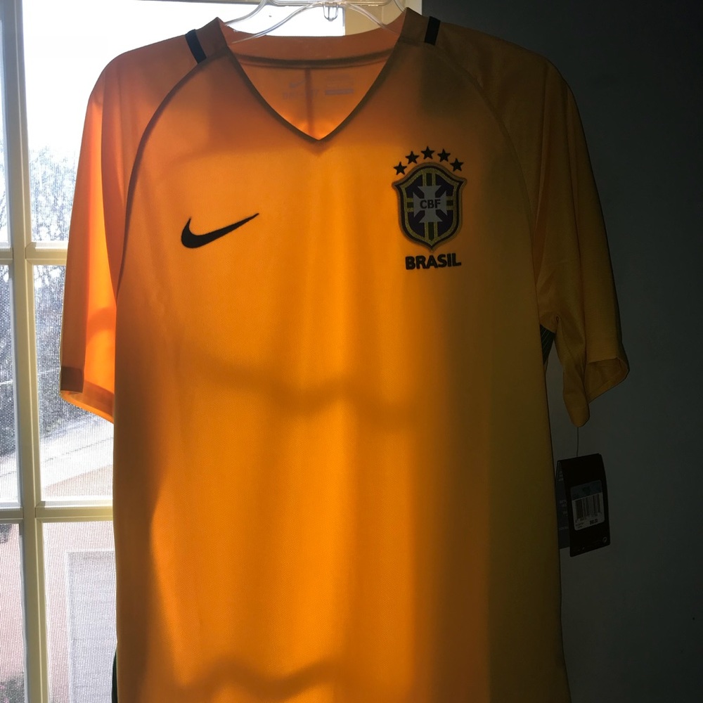 Brazil 2018 jersey